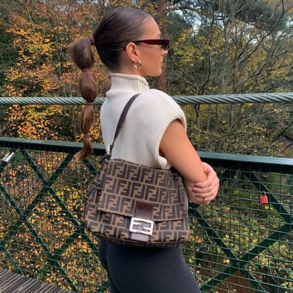 Authentic FENDI Mamma Zucca Bucket Baguette Tan Tobacco Flap Bag Purse Shoulder - Picture 5 of 16